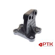 Кронштейн правый задний двигателя Shacman DZ97259590126-Р
